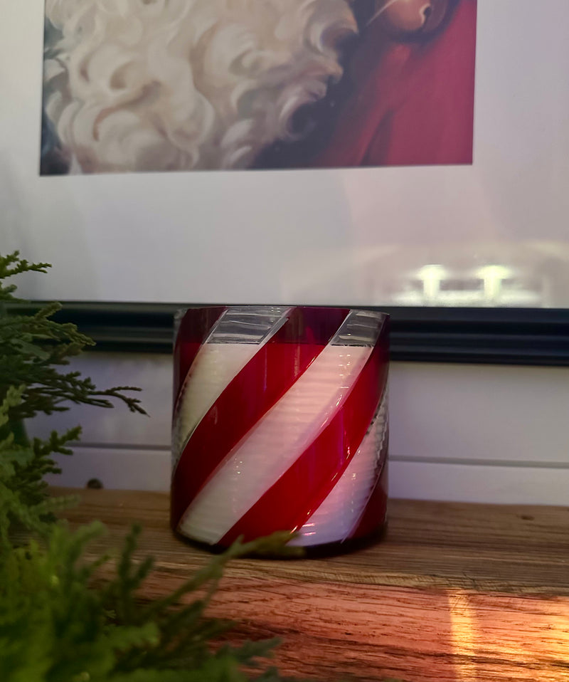 peppermint twist double wicked candle (no mocha in this one!)